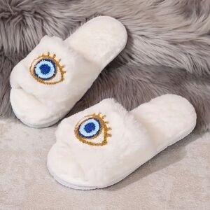 EVIL EYE PLUSH SLIPPERS-NEW